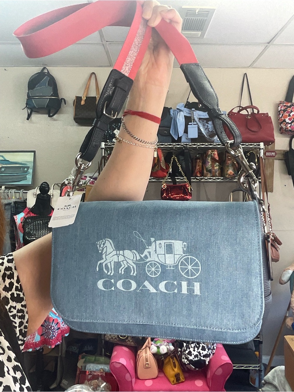 ○•°Purses & Wallets Live Show°•○ - Picture 9 of 12